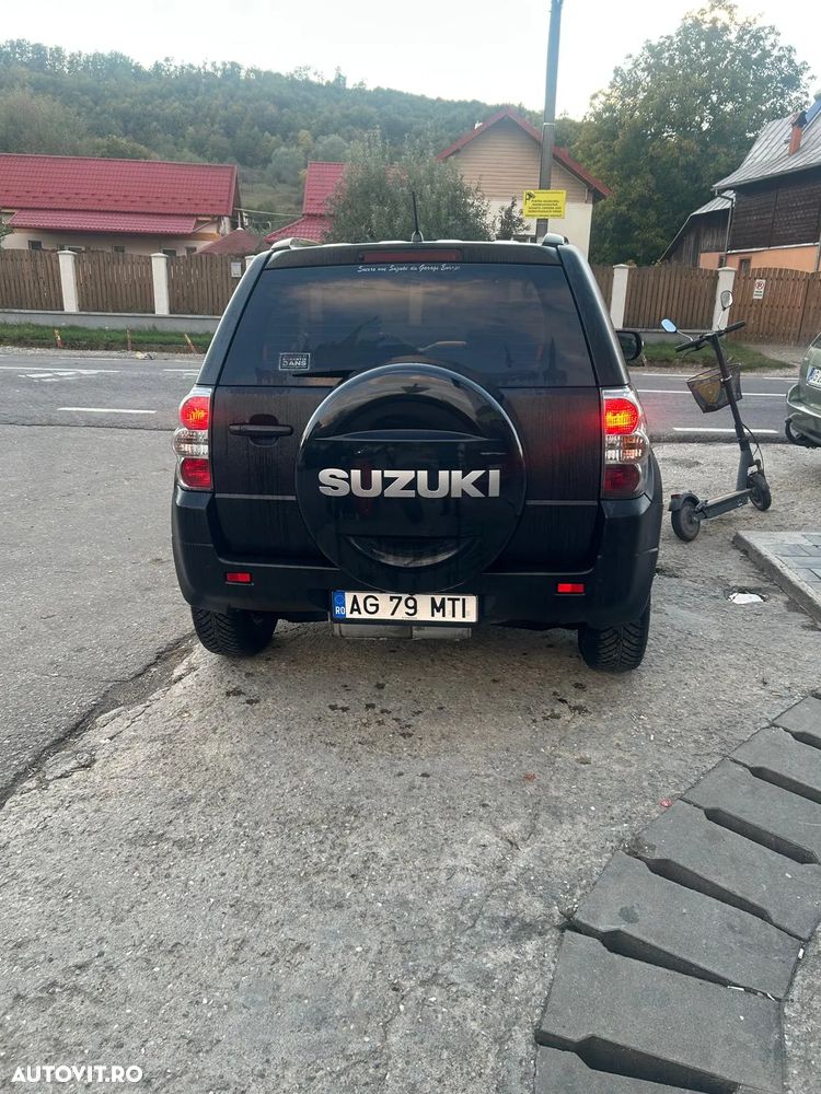 Suzuki Grand Vitara 1.9 DDIS JX - 24