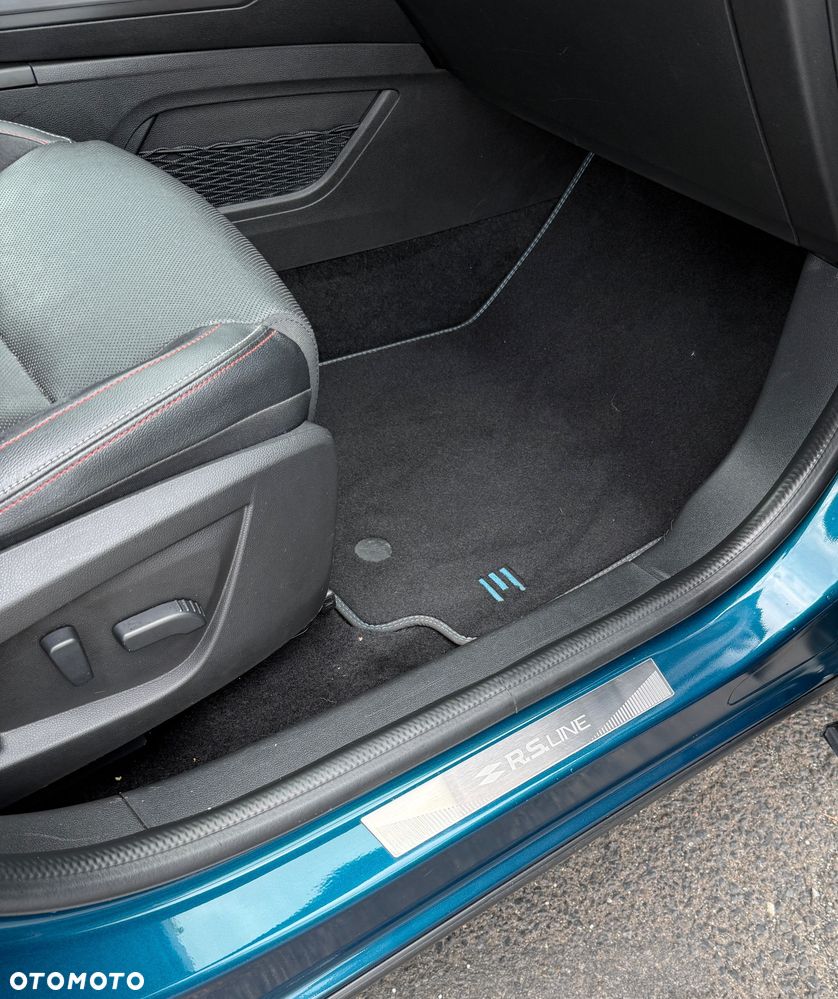 Renault Arkana E-TECH 145 R.S.LINE - 32