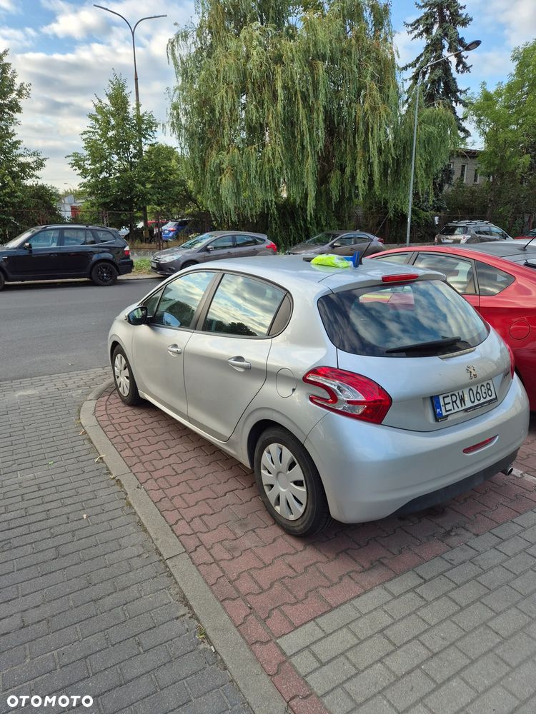 Peugeot 208 1.4 VTi Active - 11