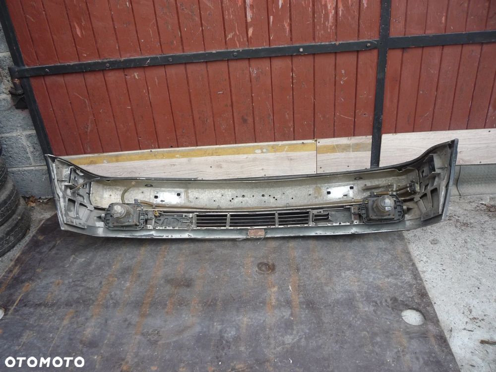 BMW E34 SEDAN ZDERZAK PRZEDNI POD XENON - 4