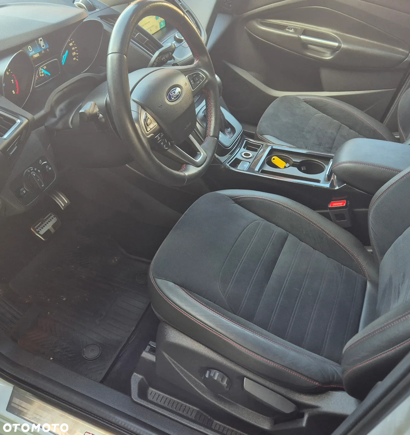 Ford Kuga 1.5 EcoBoost 4x4 ST-Line - 19