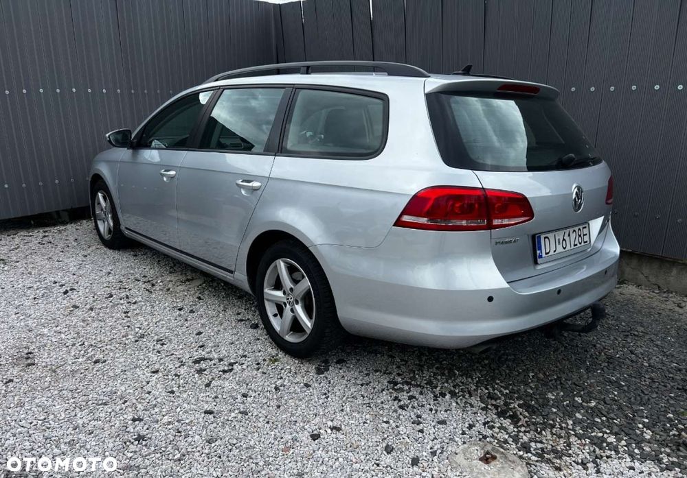 Volkswagen Passat - 9