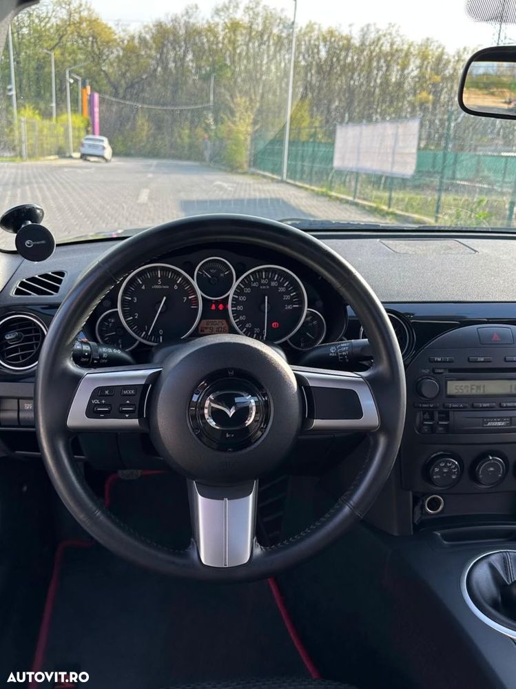 Mazda MX-5 2.0i RC REVOLUTION - 6