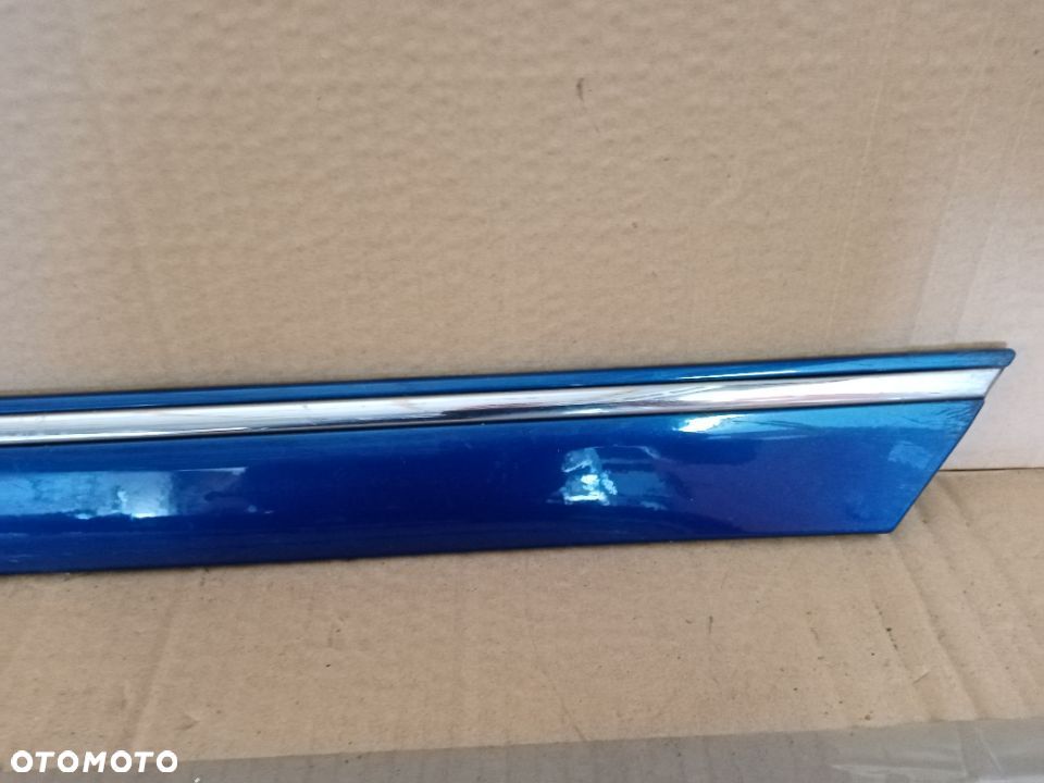 Listwa drzwi lewy tył Mercedes C-Klasa W203 A2036905162 - 3
