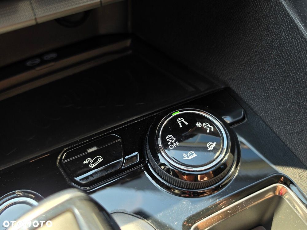 Peugeot 3008 1.2 PureTech GPF Crossway S&S EAT8 - 28