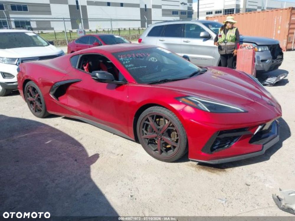 Chevrolet Corvette - 3