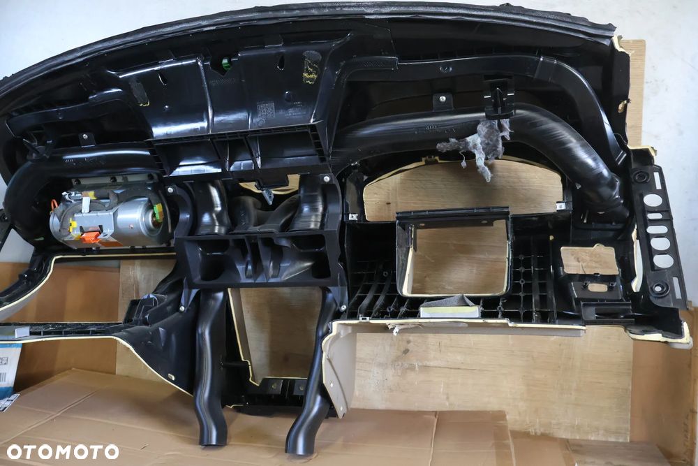 VOLVO XC90 I LIFT DESKA ROZDZIALCZA KONSOLA KOKPIT OAK BEŻOWA EUR 06-14 - 15