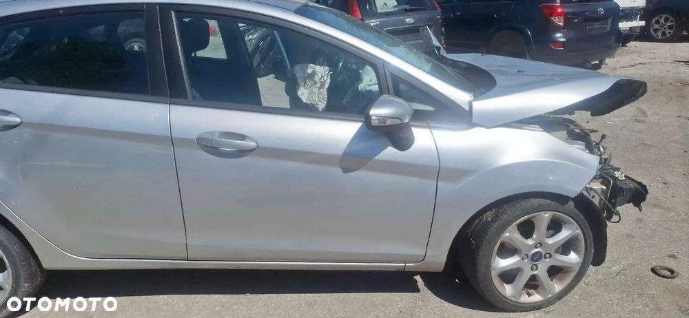 Ford Fiesta MK7 mechanizm silnik wycieraczek przód - 2