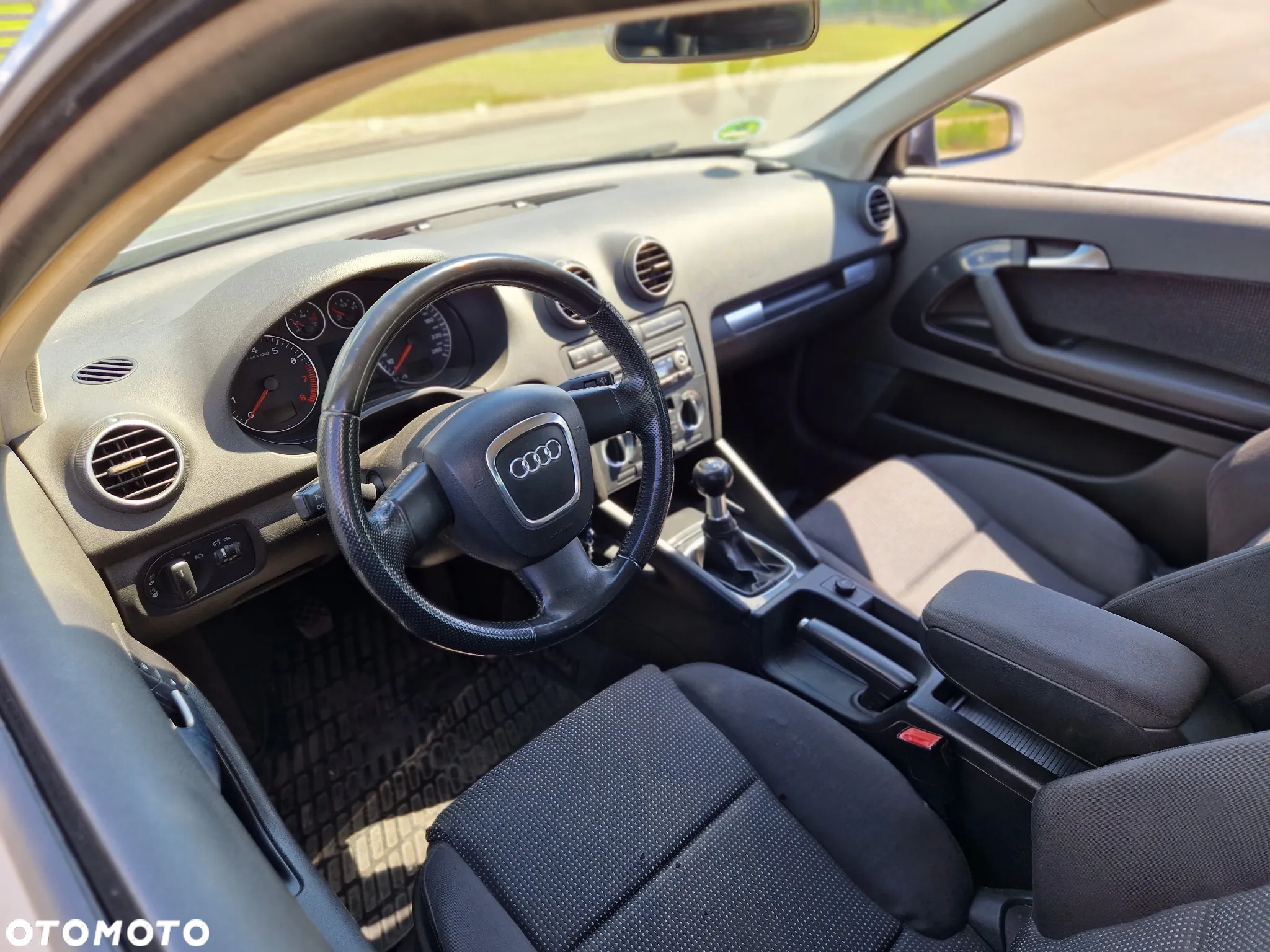 Audi A3 1.6 Attraction - 14