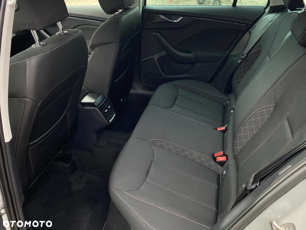 Skoda Kamiq 1.6 TDI Style - 9