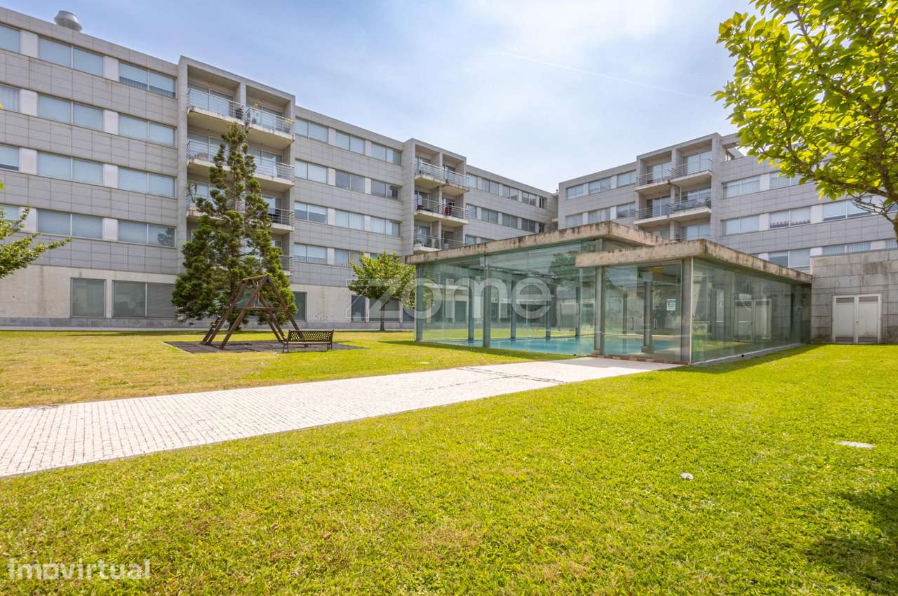 Apartamento T3- Condomínio Fechado a 800 metros da praia! - Grande imagem: 2/42