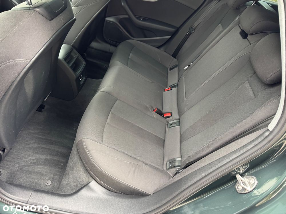 Audi A4 Allroad 2.0 TDI Quattro S tronic - 37