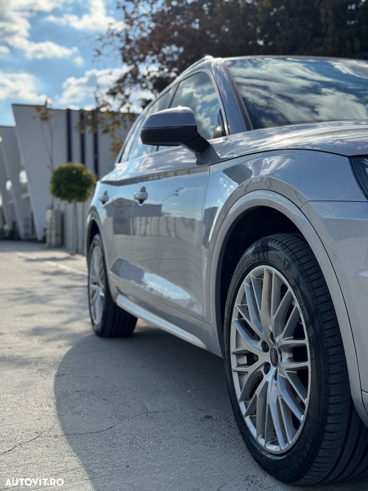 Audi Q5 2.0 TFSI S tronic Sport - 2