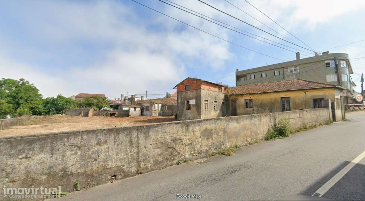 Terreno com  moradias  construção 2 prédios Esmoriz aceita permuta - Grande imagem: 2/6
