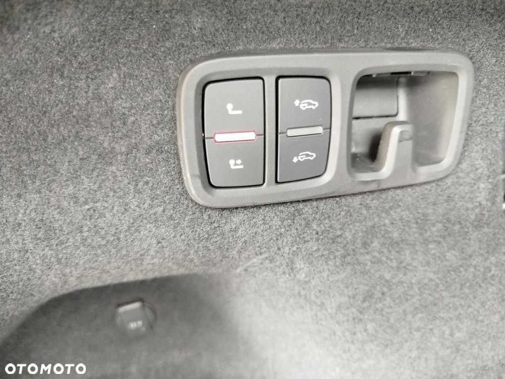 Audi SQ8 - 28