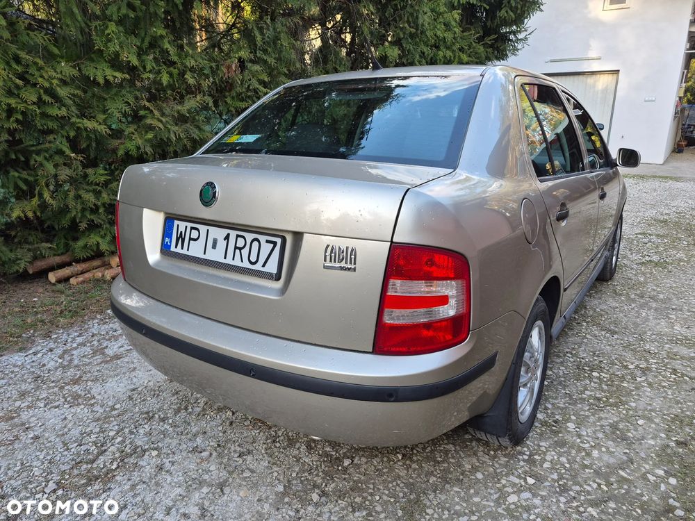 Skoda Fabia 1.4 16V Ambiente - 3