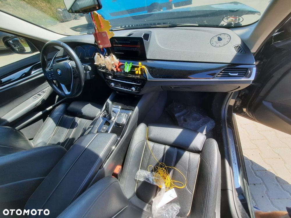 BMW Seria 5 520d Luxury Line - 26