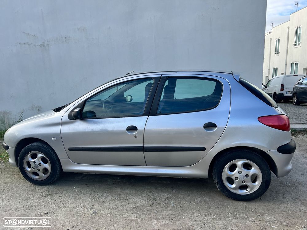 Peugeot 206 - 3