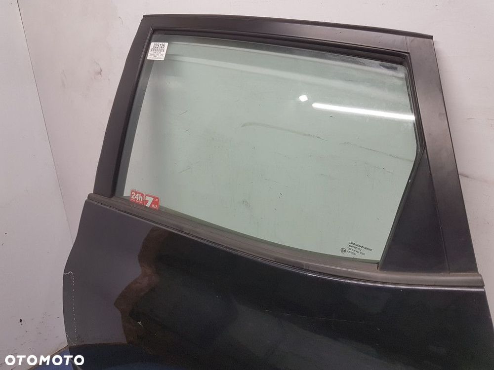 KIA VENGA DRZWI TYŁ LEWE 9F - 11