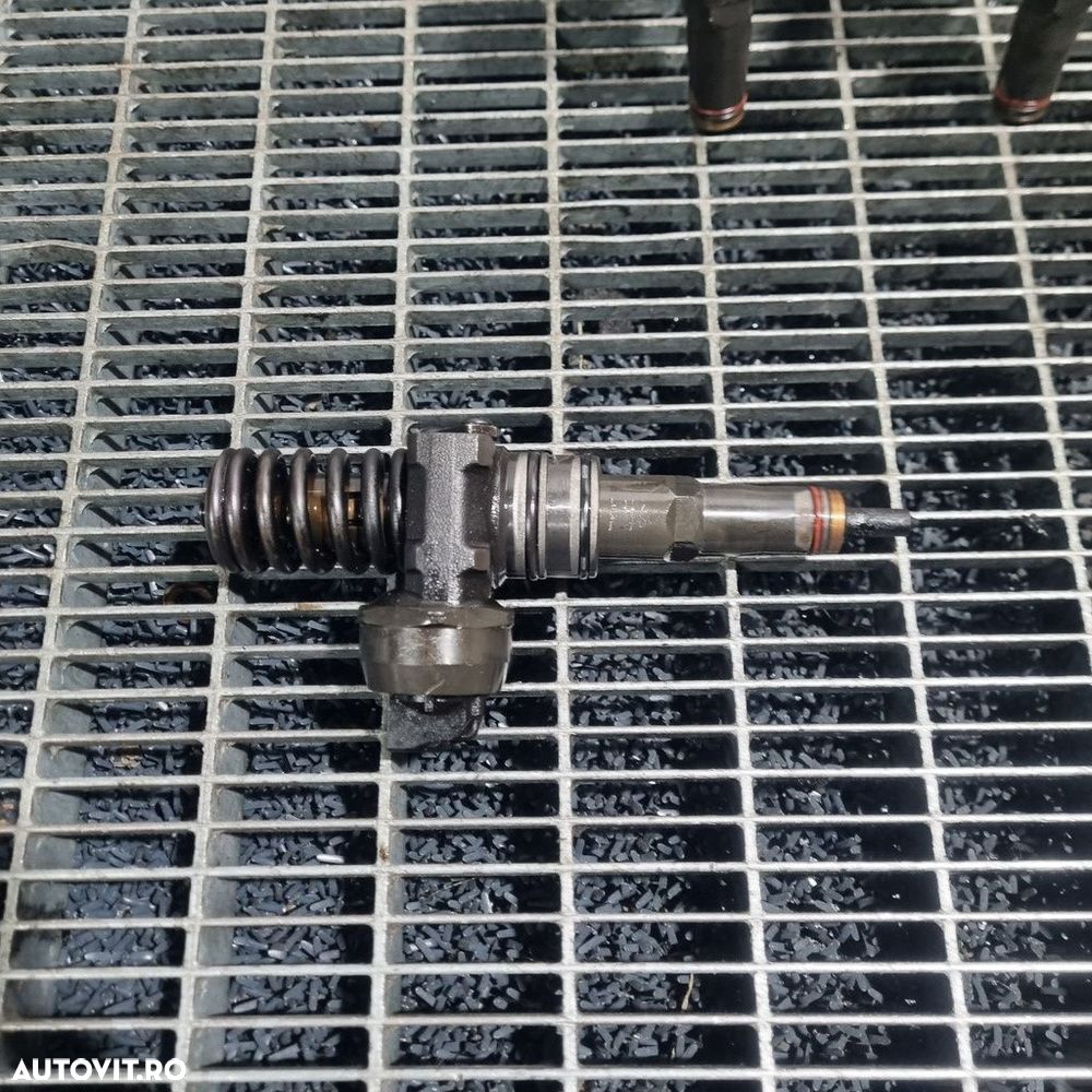 Injector Volkswagen Touareg 7L 2.5 TDI 2003 - 2006 174CP BAC (1460) Diesel 0414720228 - 3