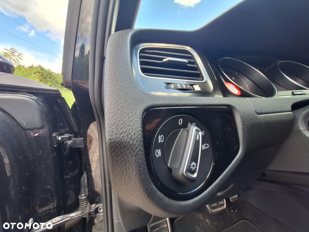 Volkswagen Golf GTD 2.0 TDI SCR DSG - 23
