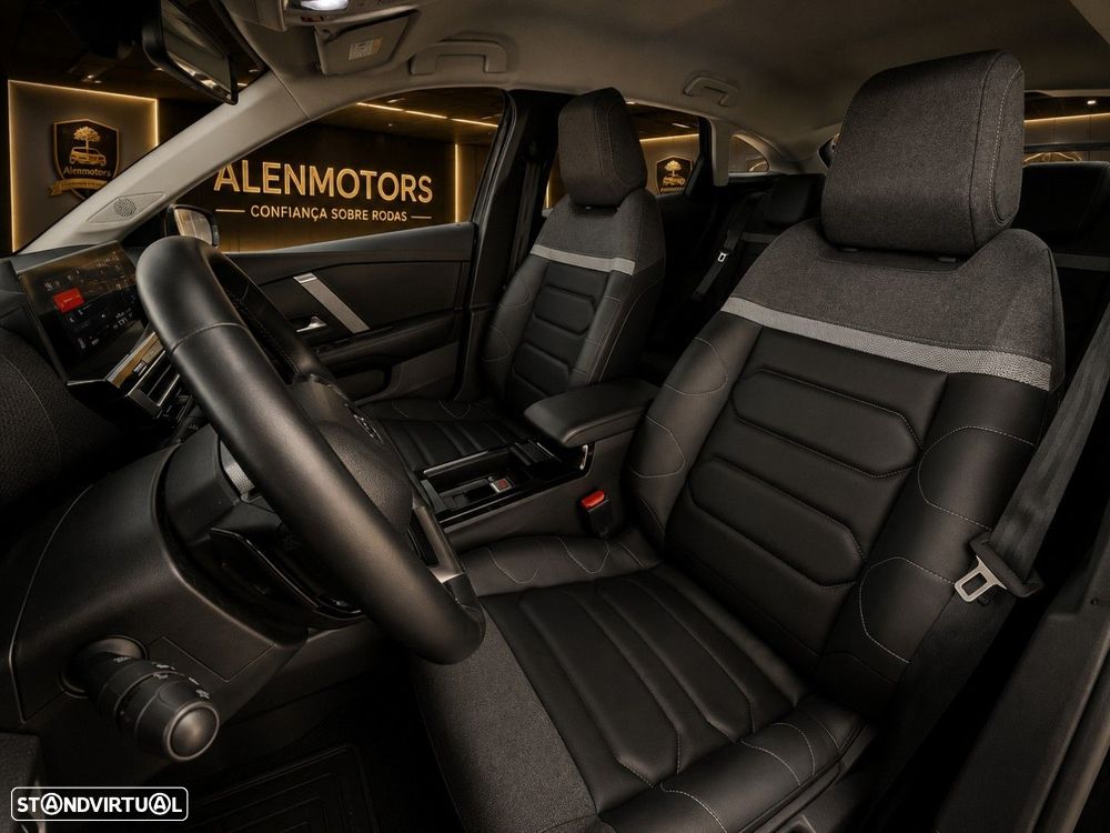 Citroën C4 1.2 PureTech Shine Pack EAT8 - 19