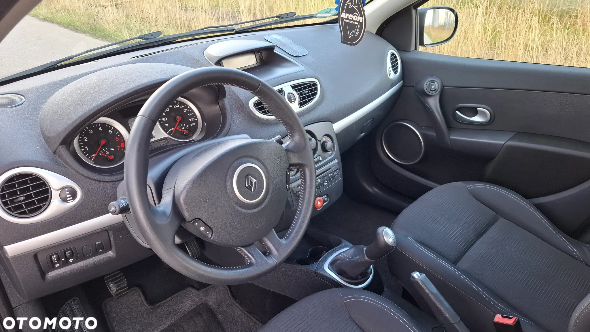 Renault Clio 1.2 TCE Alize - 19