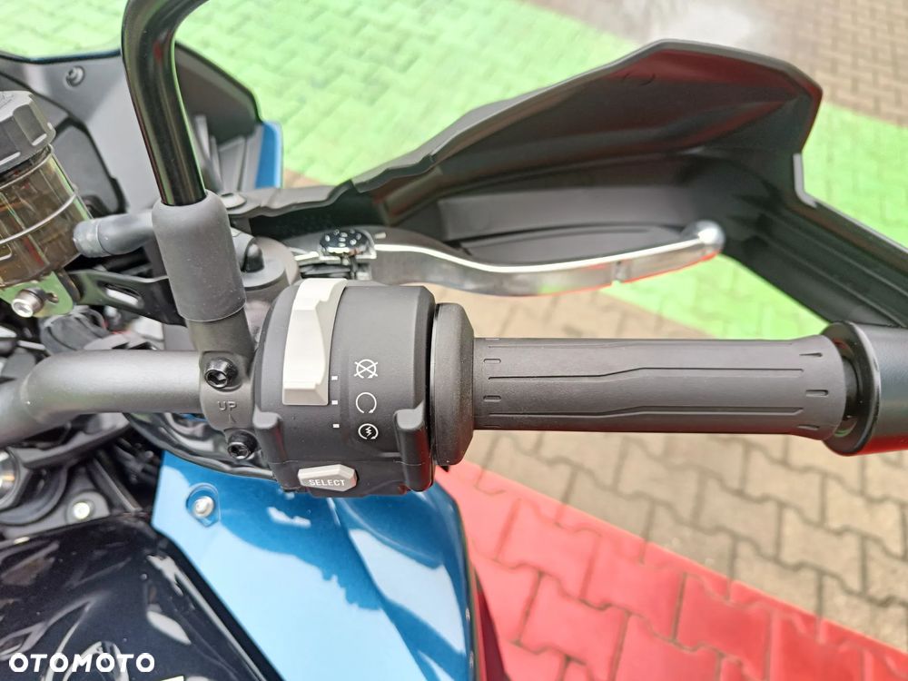 Kawasaki Versys 1000 - 12