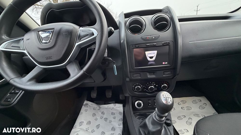 Dacia Duster 1.5 dCi 4x4 Laureate - 12