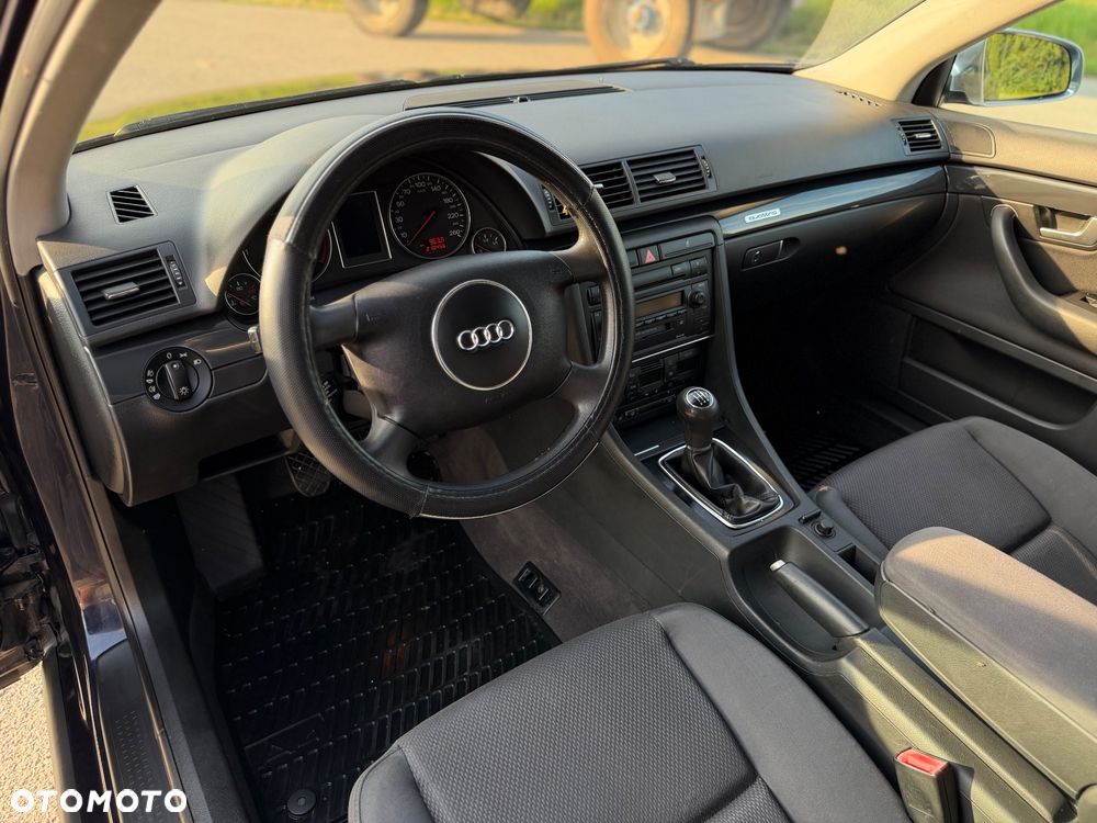 Audi A4 Avant 1.8T Quattro - 11