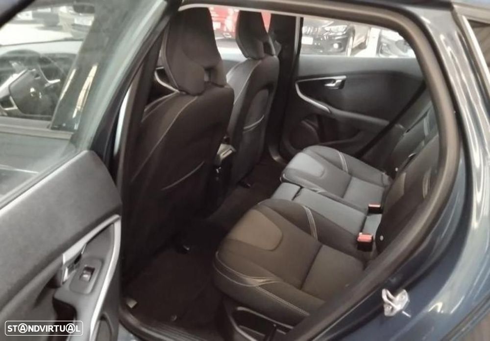 Volvo V40 - 3