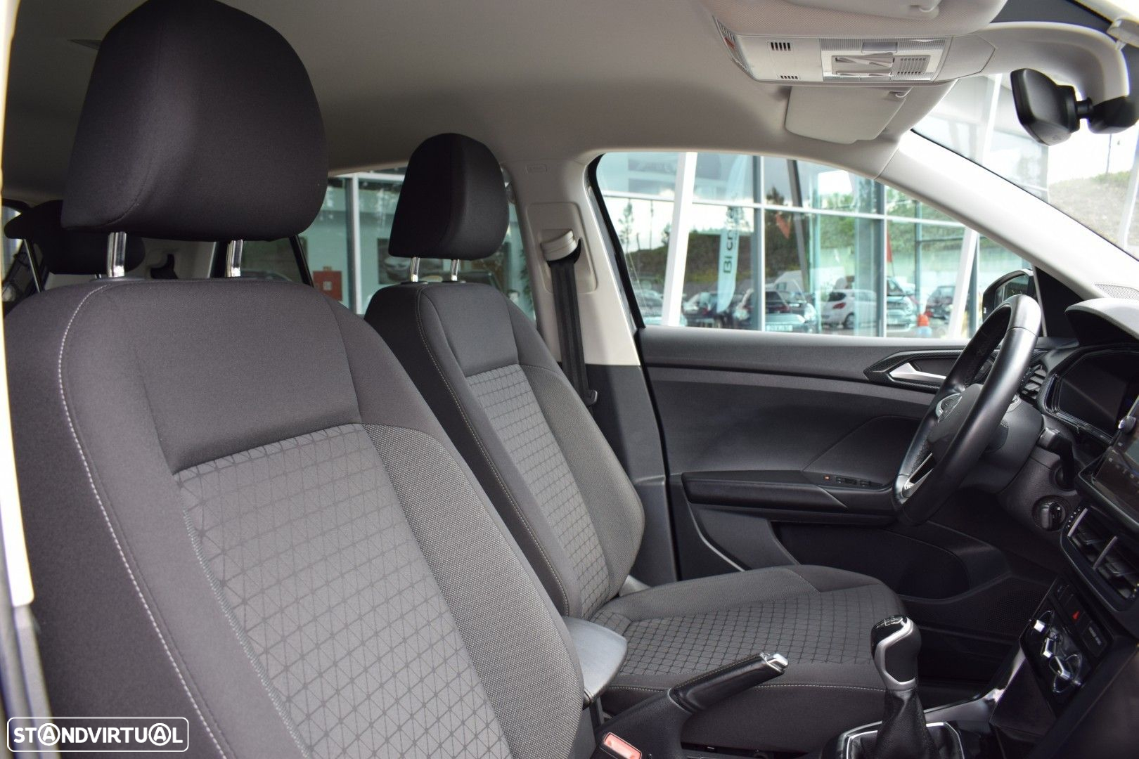 VW T-Cross 1.0 TSI Life - 31