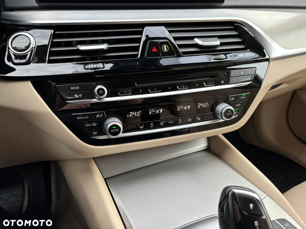 BMW Seria 5 520d M Sport - 20