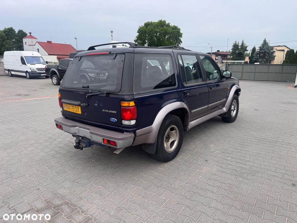 Ford Explorer 4.0 - 7