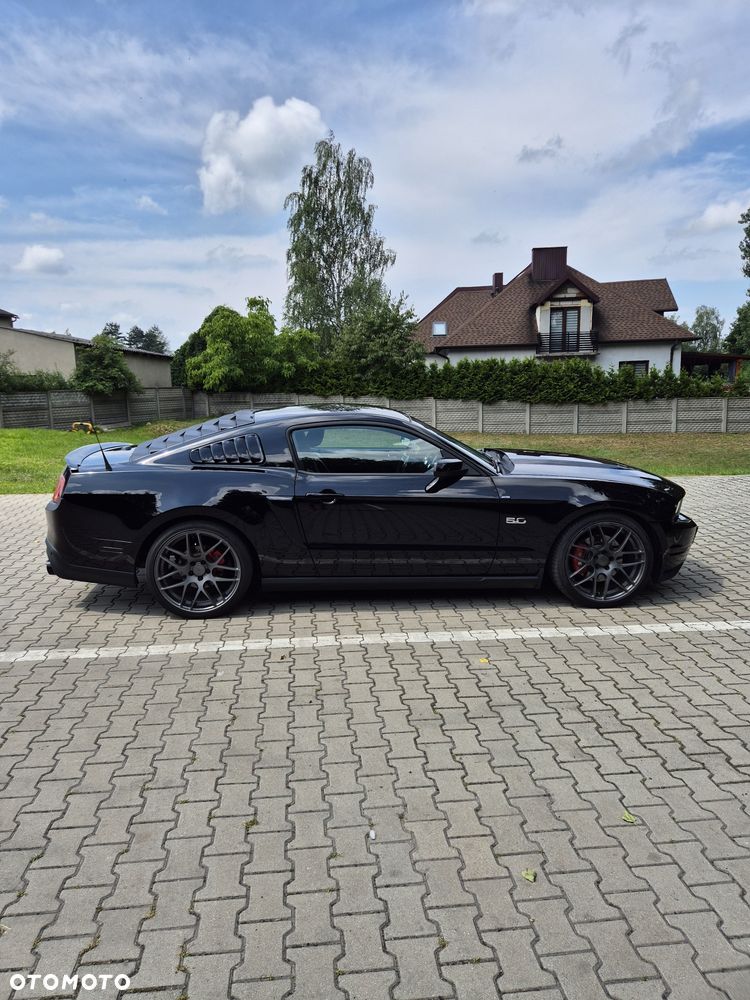 Ford Mustang - 3