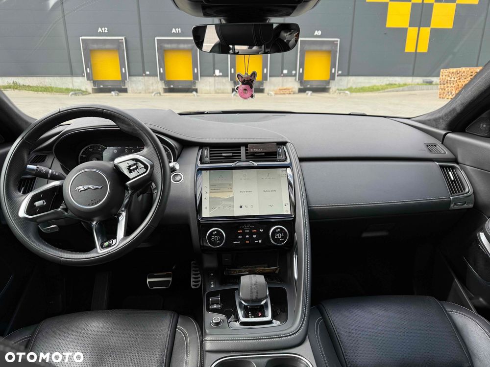 Jaguar E-Pace P200 AWD R-Dynamic - 8