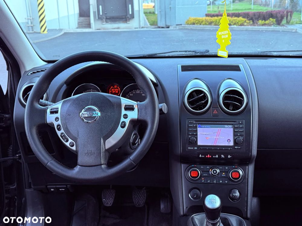 Nissan Qashqai+2 2.0 dCi DPF tekna - 11
