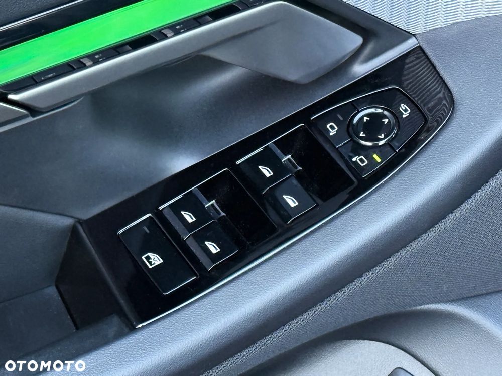 BMW Seria 5 - 23