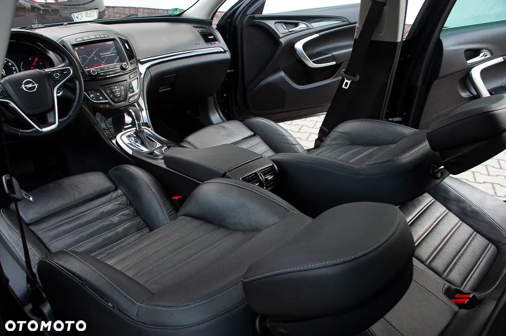 Opel Insignia 2.0 CDTI 4x4 Automatik Sport - 24