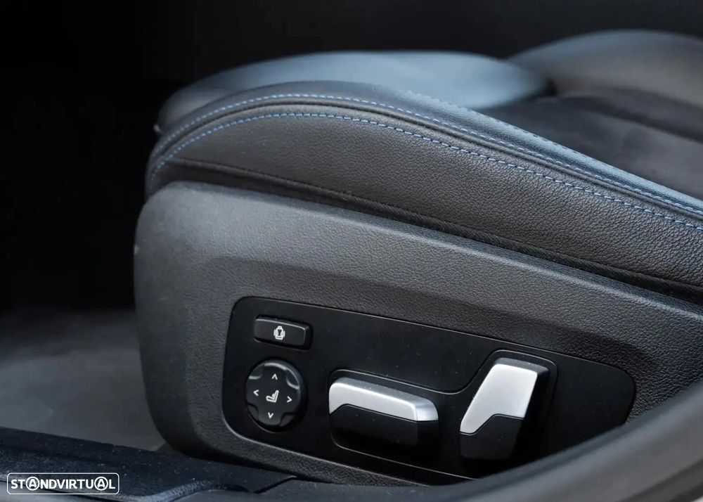 BMW i4 eDrive40 Pack Desportivo M - 44