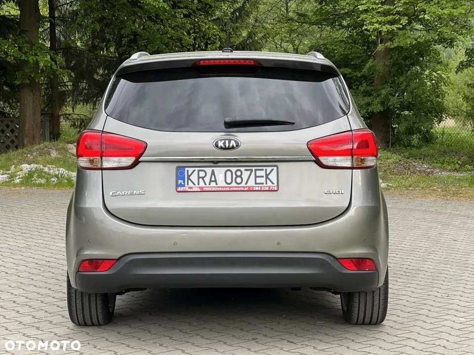 Kia Carens 1.7 CRDi XL 7os - 39