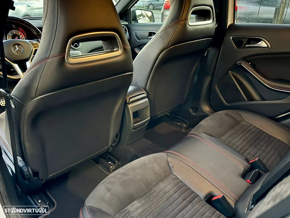 Mercedes-Benz A 180 CDI 7G-DCT AMG Line - 12