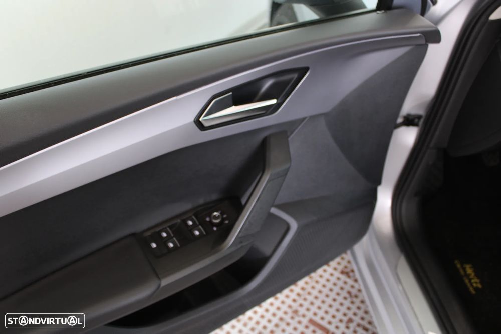 SEAT Leon 1.0 TSI FR - 21