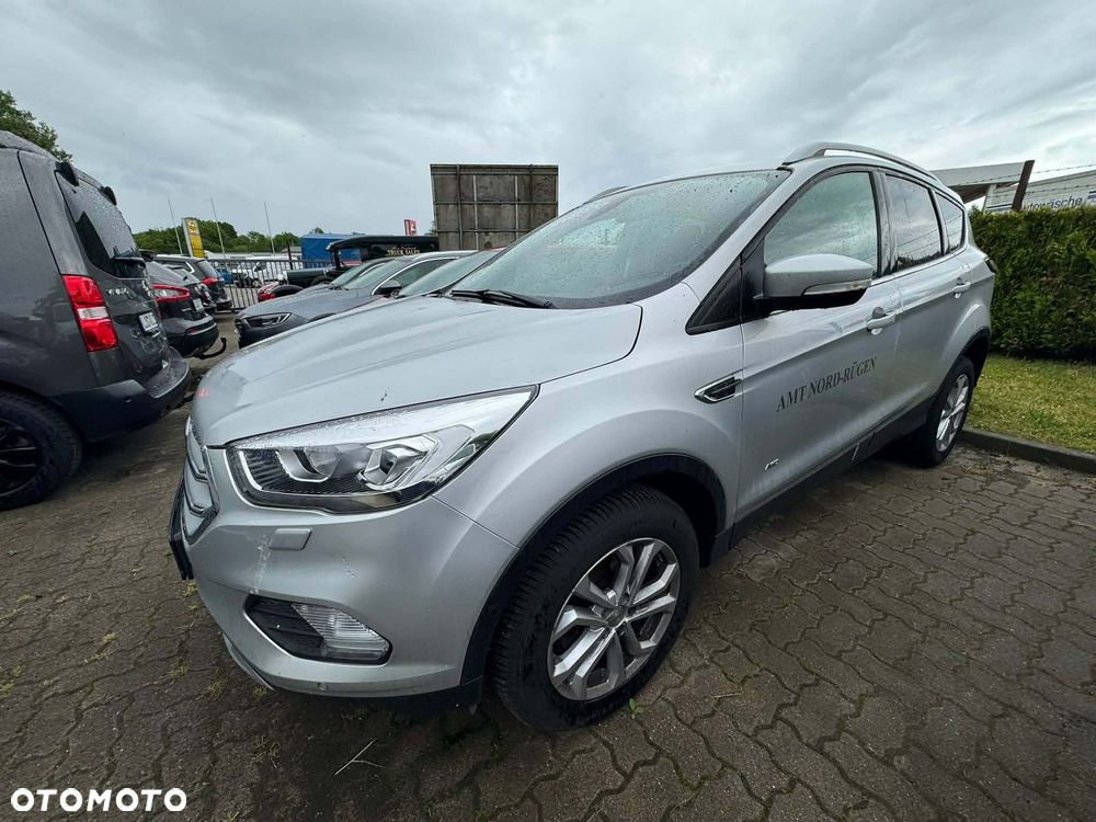 Ford Kuga - 2