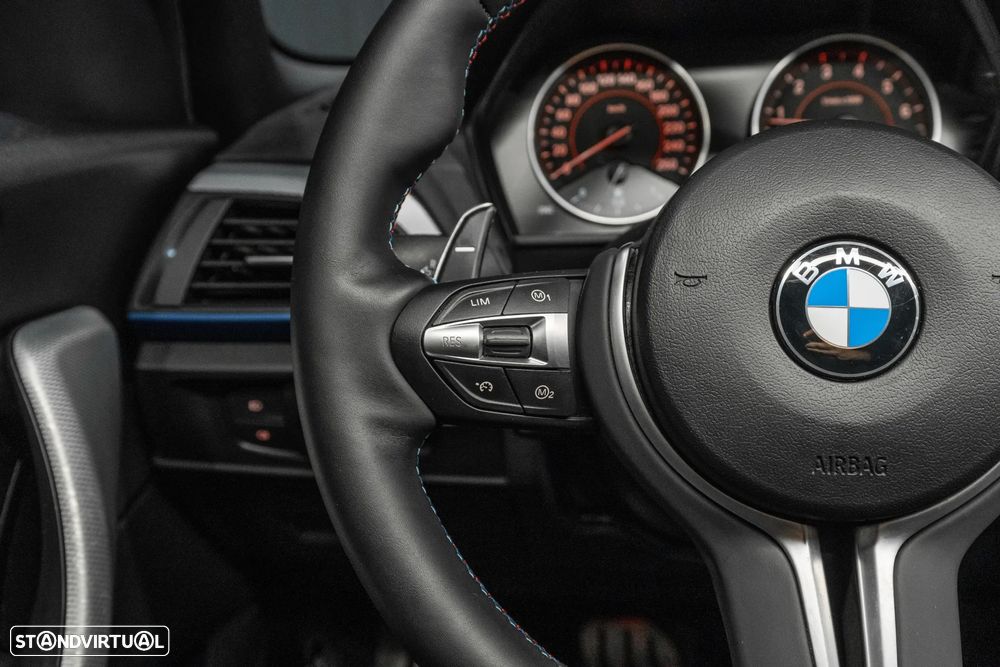 BMW 118 iA Pack M - 11