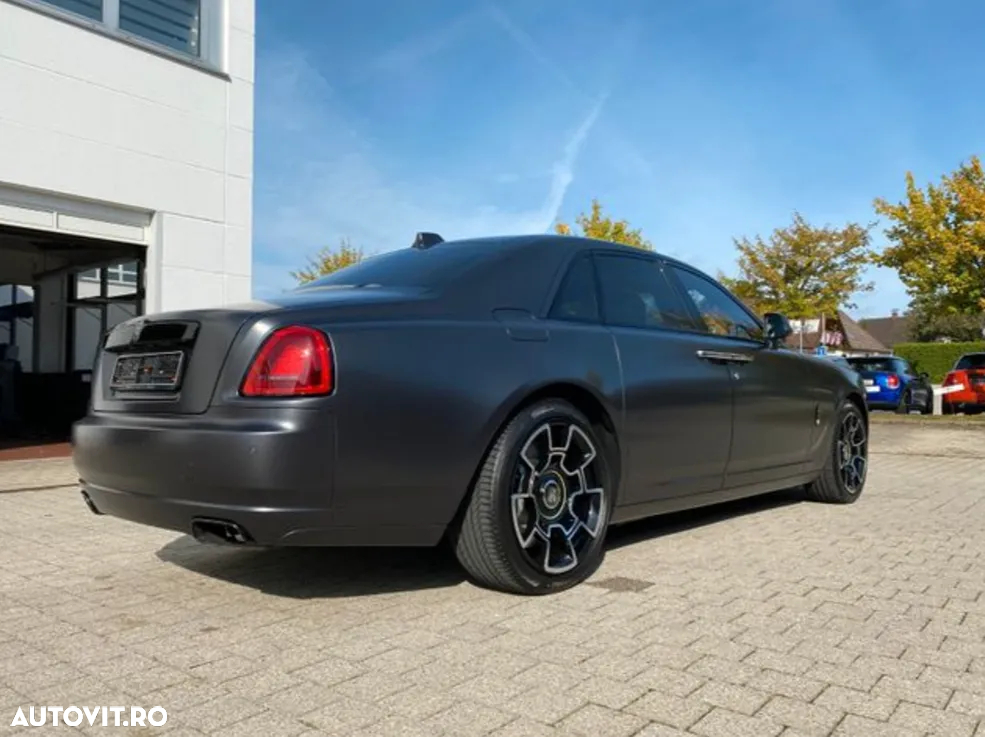 Rolls-Royce Ghost Black Badge - 5