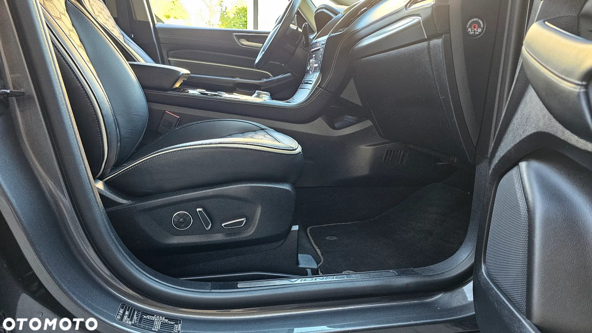 Ford S-Max 2.0 EcoBlue AWD Vignale - 14