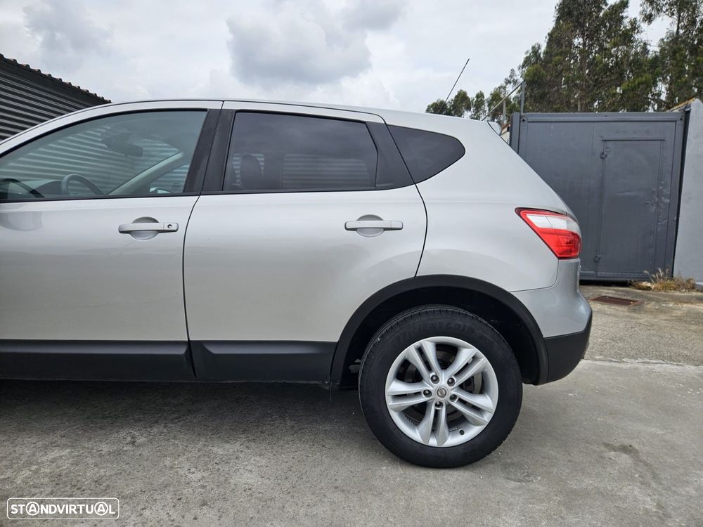 Nissan Qashqai 1.5 dCi Acenta Connect - 16