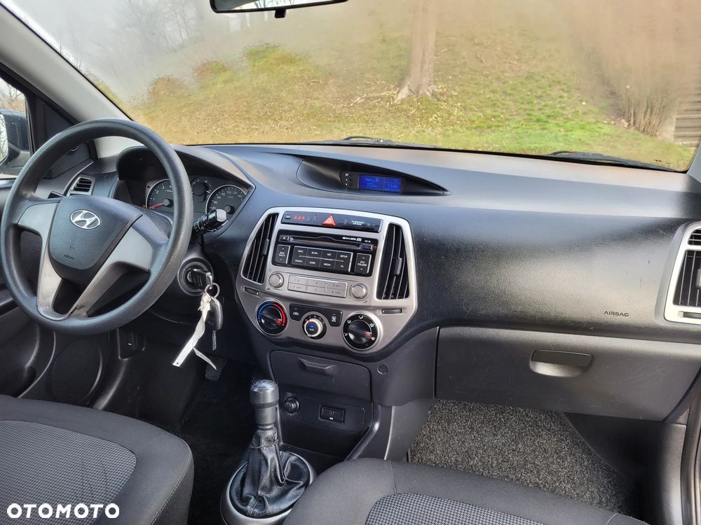 Hyundai i20 1.2 Fifa World Cup Edition - 10