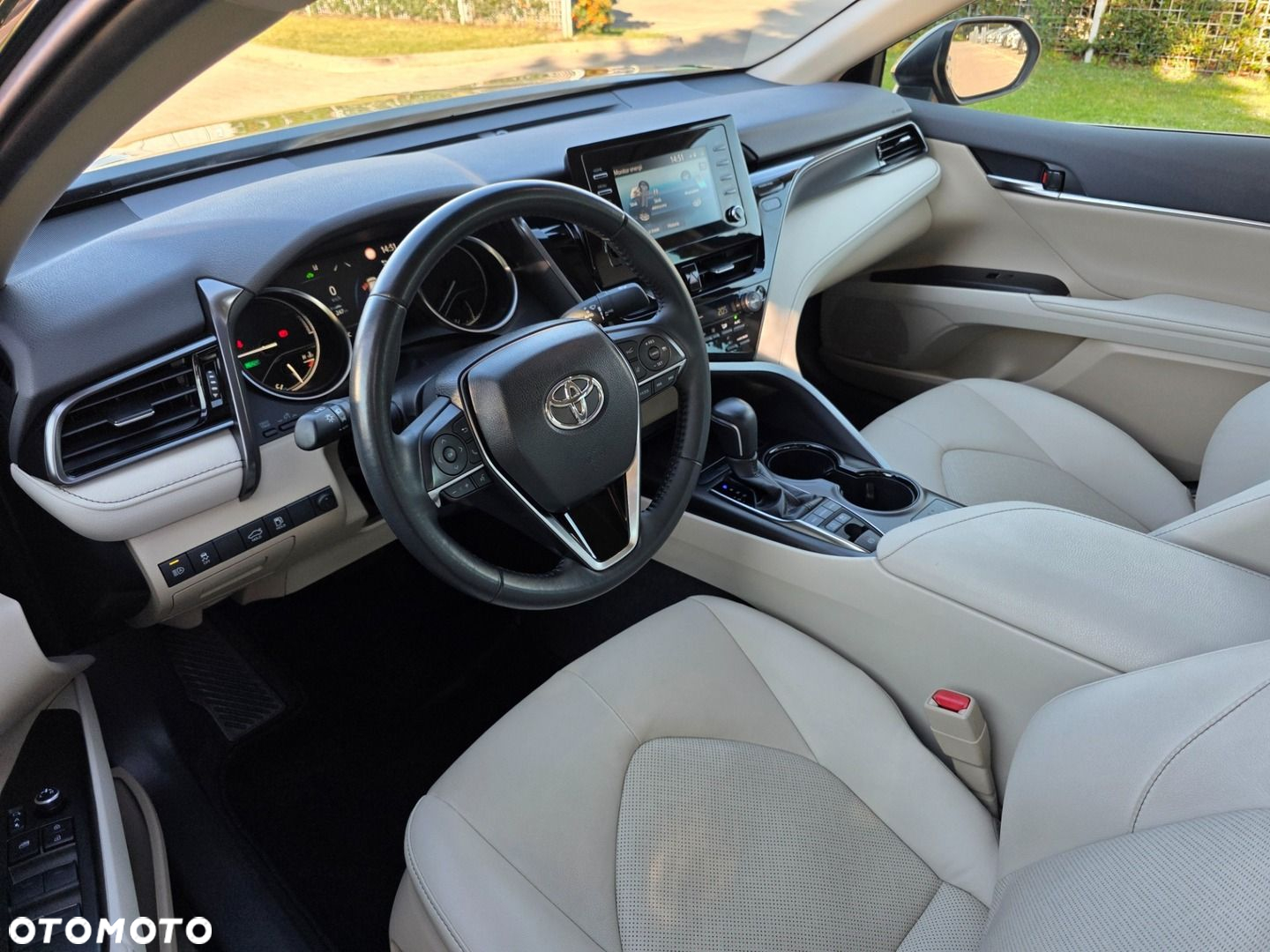 Toyota Camry 2.5 Hybrid Comfort CVT - 13
